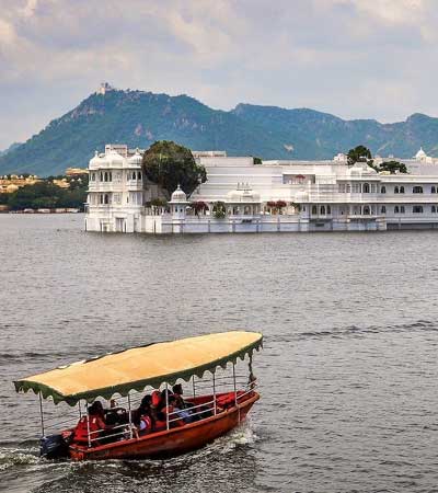 Boat ride in Udaipur